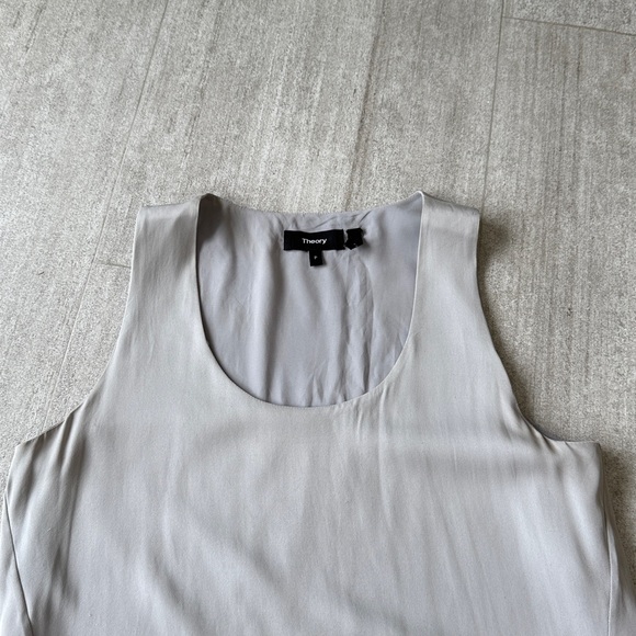 Theory silky shell top size P - Picture 5 of 10